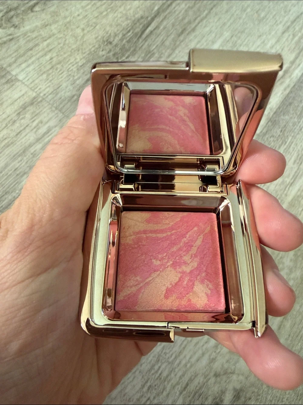 Hourglass Marble Swirl Blush in Rose and Gold